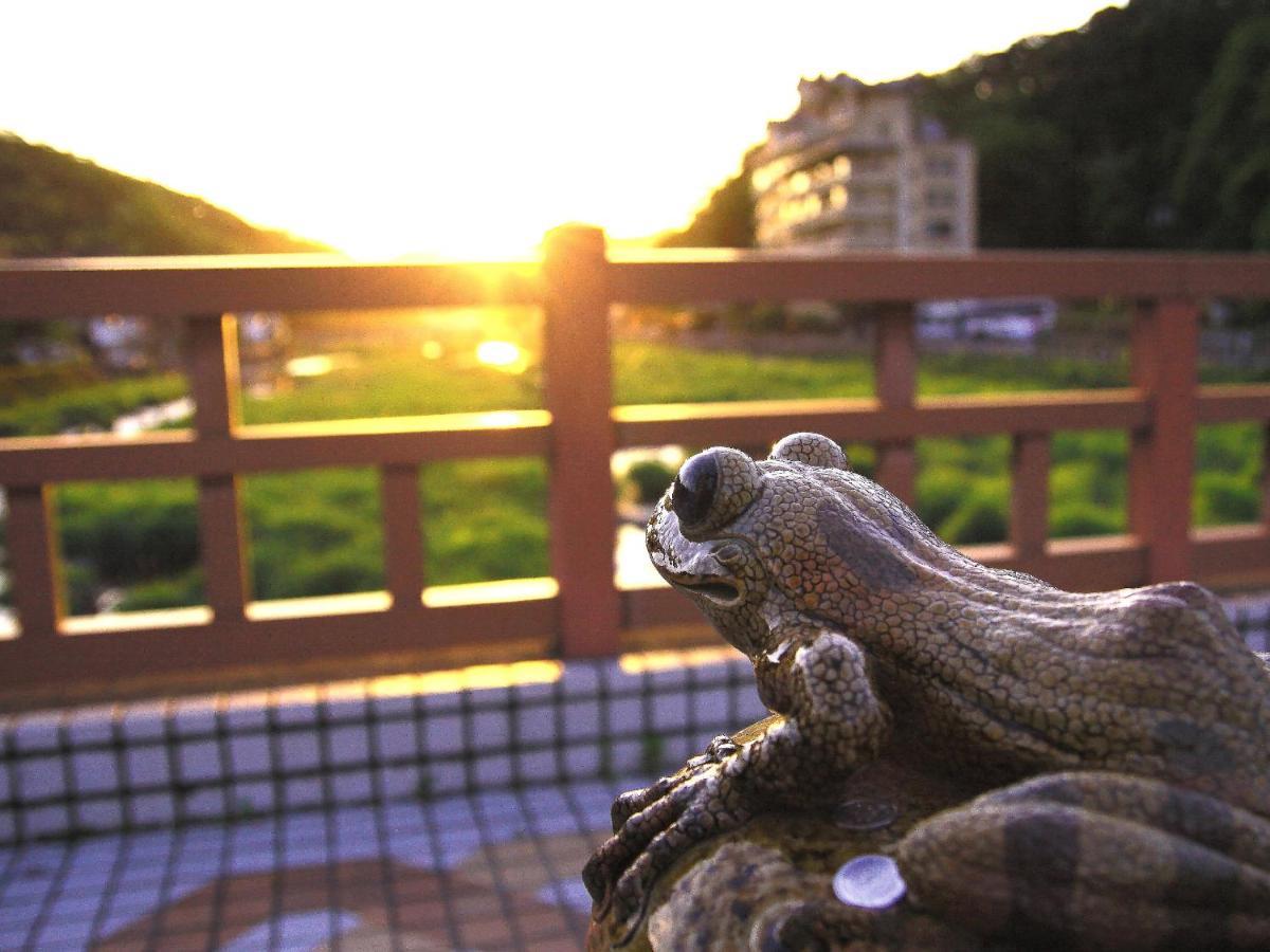 Ooedo Onsen Monogatari Premium Saiki Bekkan Misasa Екстер'єр фото