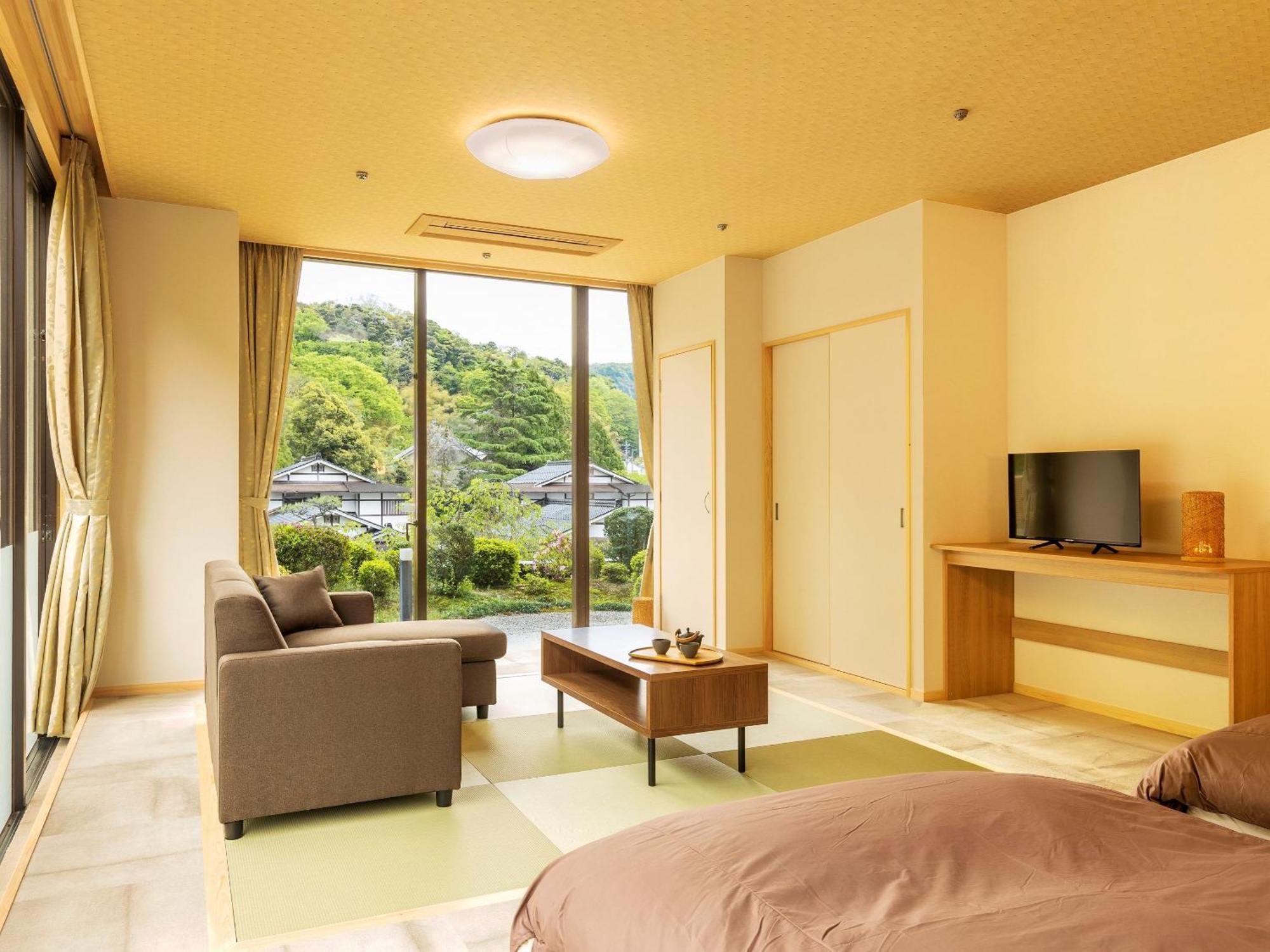 Ooedo Onsen Monogatari Premium Saiki Bekkan Misasa Екстер'єр фото